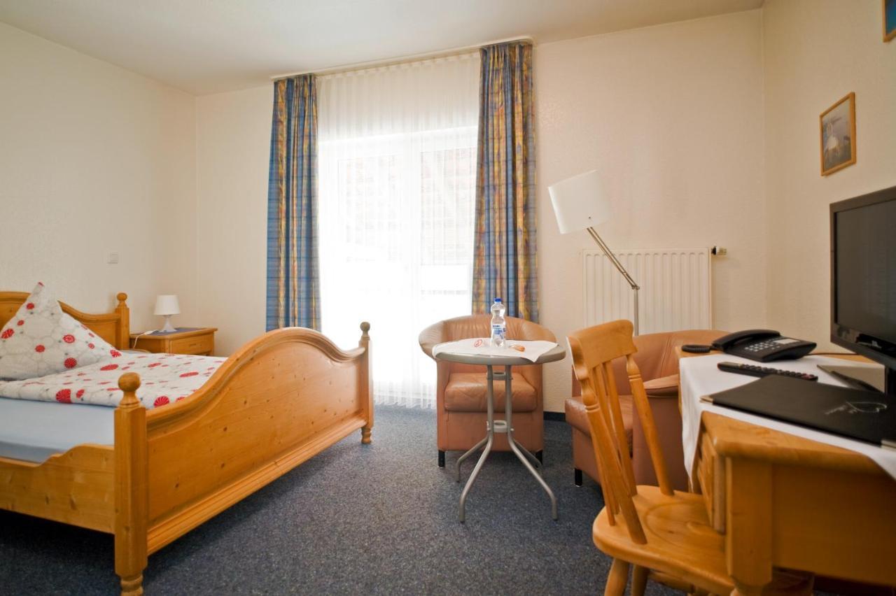 Hotel Koehler'S Hof Sehnde Esterno foto